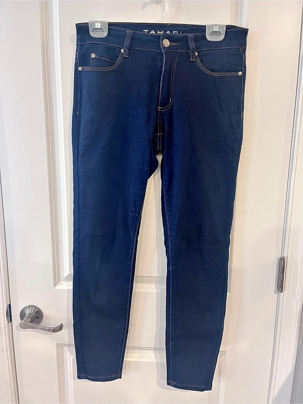 Tahari Dark Wash Stretch Skinny Jeans Size 4/27